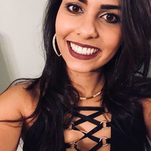 Meet your Posher, Julia